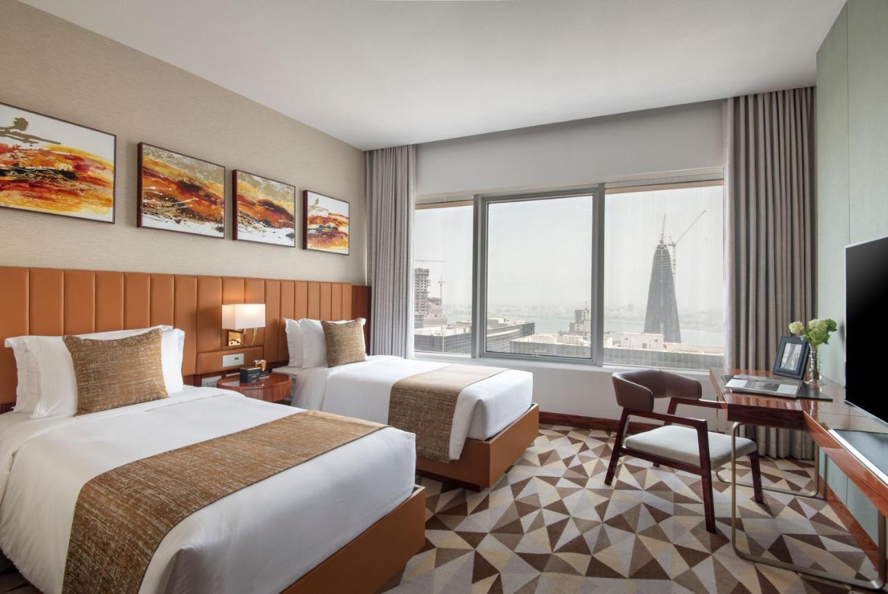 The Bentley Luxury Hotel & Suites 도하 외부 사진 Deluxe Room